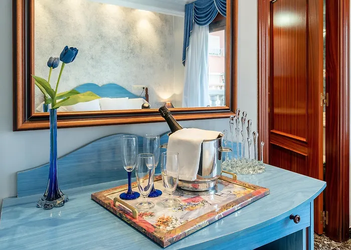 Canada Hotel 3*