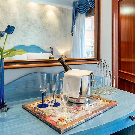Canada Hotel 3*