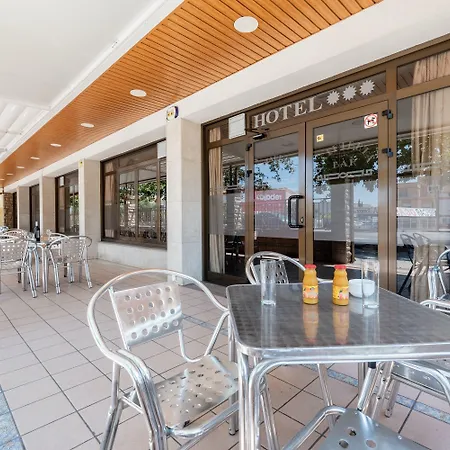 Hotel Canada 3*