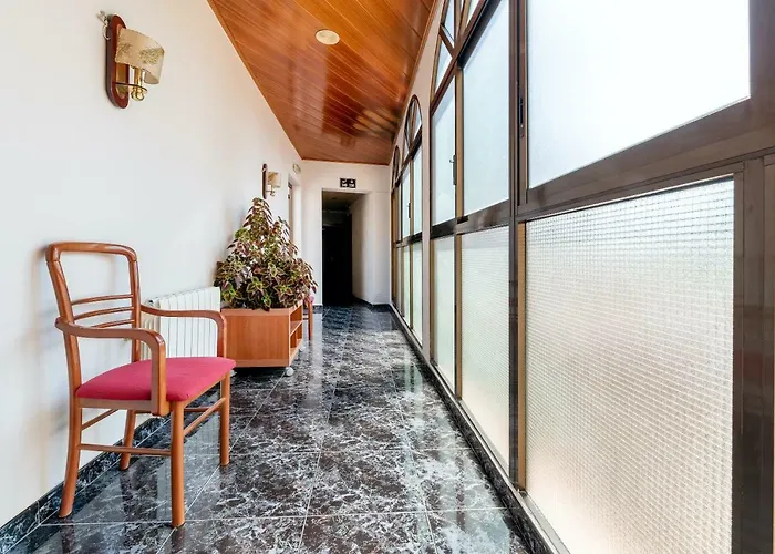 Canada Hotel